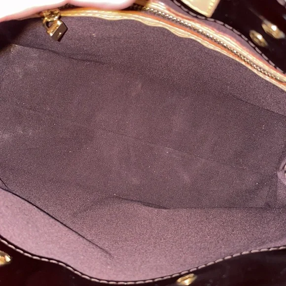 SOLD Louis Vuitton Reade PM Vernis ✨ - Picture 7 of 9